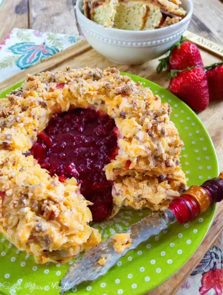 Pecan Cheddar Cheese Ring with Strawberry Preserves